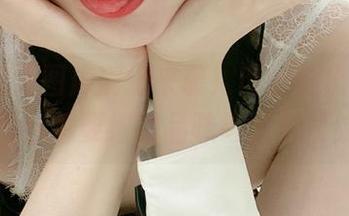 51酱高清图库震撼来袭！肉丝眼镜娘，会让你想要细细品味每张照片！