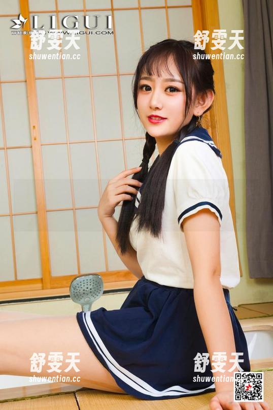 Ligui丽柜 - 想在心心的美酒佳莲里迷失？点击查看写真集资源！