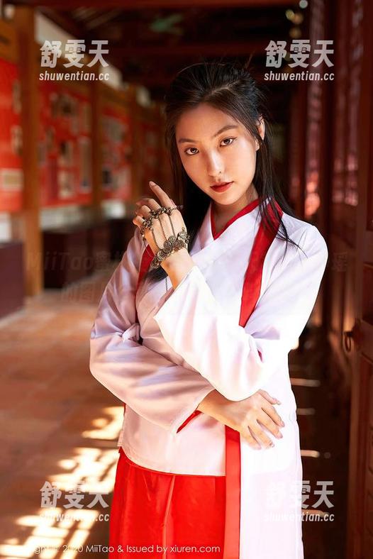 MiiTao蜜桃社 - 长腿控的天堂，王静瑶的图片分享告诉你什么叫腿美！