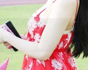 MyGirl美媛馆 – 打开Evelyn艾莉的美腿图集，分享一下你的心跳加速！