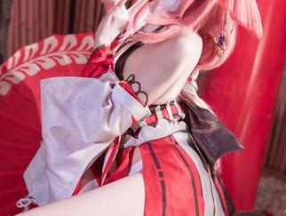 征服眼球的高清写真，Natsuko夏夏子的反差修女大曝光