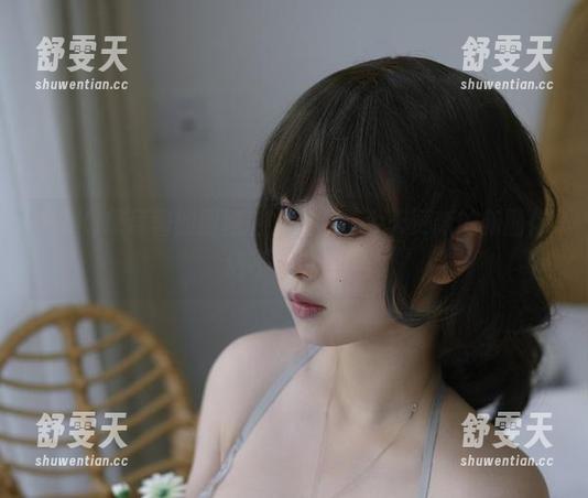 PAKI草莓酱 PAKI草莓酱的厨娘魅力无限,今天更新的新图你绝不能错过!