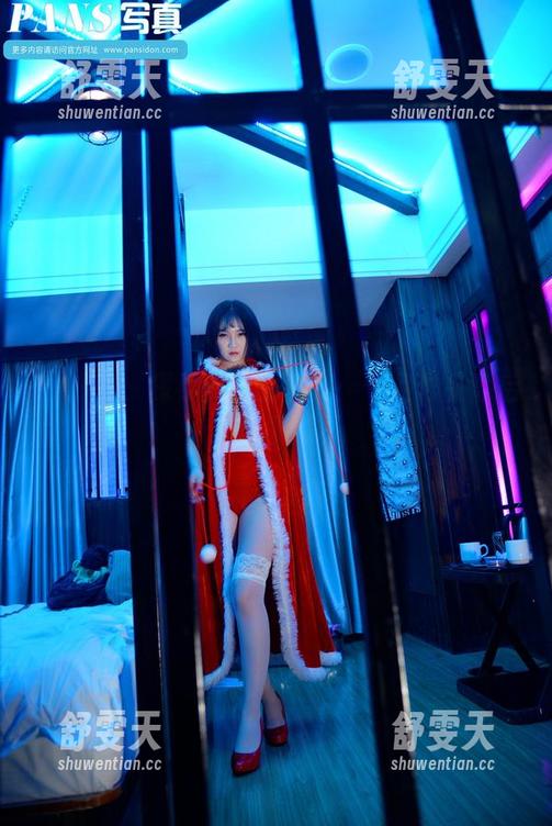 PANS-七月 PANS - 探寻美腿的奥秘:七月作品背后的原图解析
