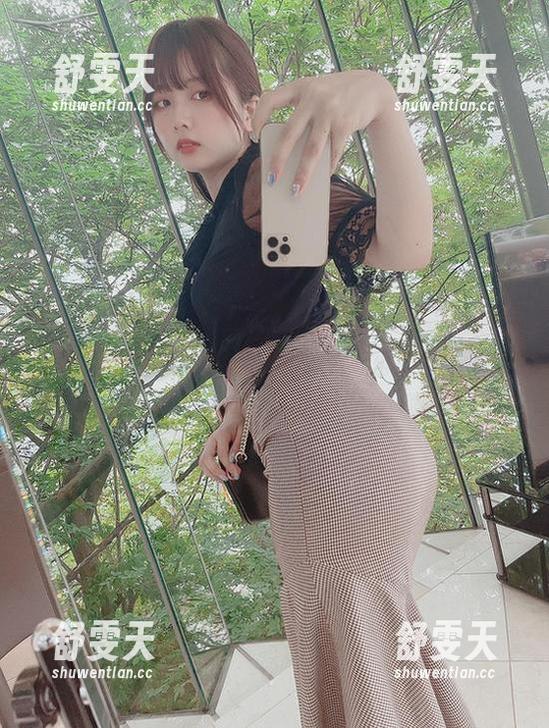 看！Tomiko(とみこ)的FGO原图也是个社交神器——大家都来围观我的二次元女友！