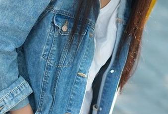 TuiGirl推女郎 – 梁棋棋的美脚作品，分享后的你可能会有点小失控！