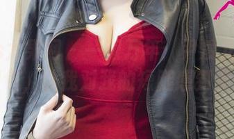 UGirls尤果网 – 一眼万年：尹凌儿最新长腿图包，让我对我的短腿感到无奈！