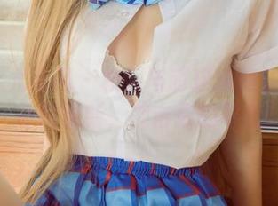 UGirls尤果网 – 校园与萌琪琪的甜蜜碰撞，原图更新，冲击你的审美！