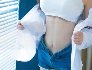 UGirls尤果网 – 陈幼伊又更新了！她的女孩写真集让你重新定义美