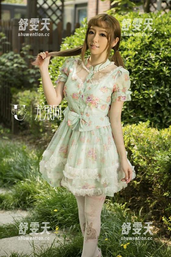 UGirls尤果网 - 爱上她的白衬衫：颜亦汐的写真，怎么才能再多看一眼？