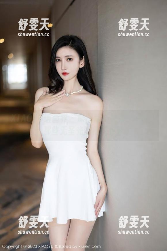 XIAOYU语画界 - 原图版杨晨晨Yome：那些无圣光的裸足故事