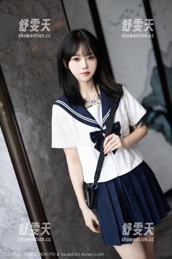 XIAOYU语画界 - 楚恬Olivia的秘密，高清图册里的那道光，暖得不真实！