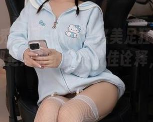 Xiuren秀人网 – z杯悠悠美足狂欢：每一张图片都是对脚丫子的最佳诠释，快来感受！