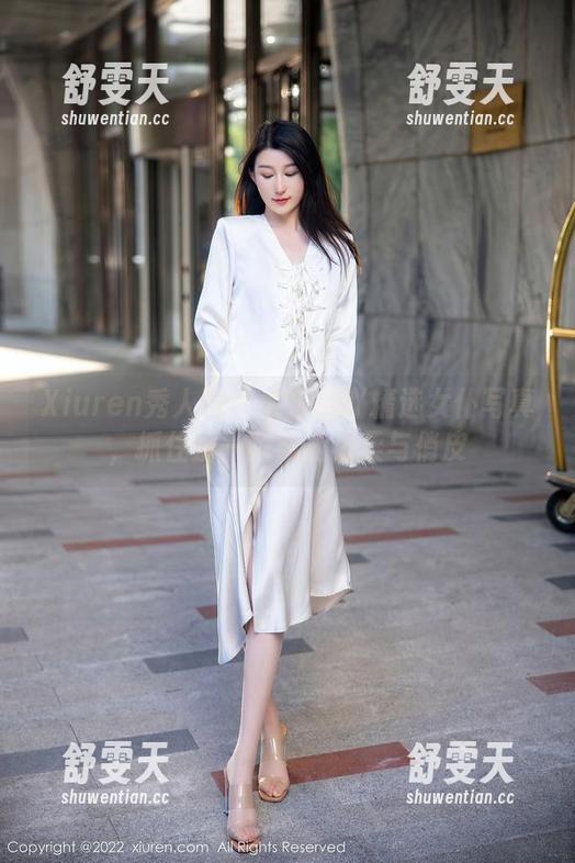 Xiuren秀人网-大白兔吖 Xiuren秀人网 - 大白兔吖精选女仆写真,抓住那一瞬间的温柔与俏皮