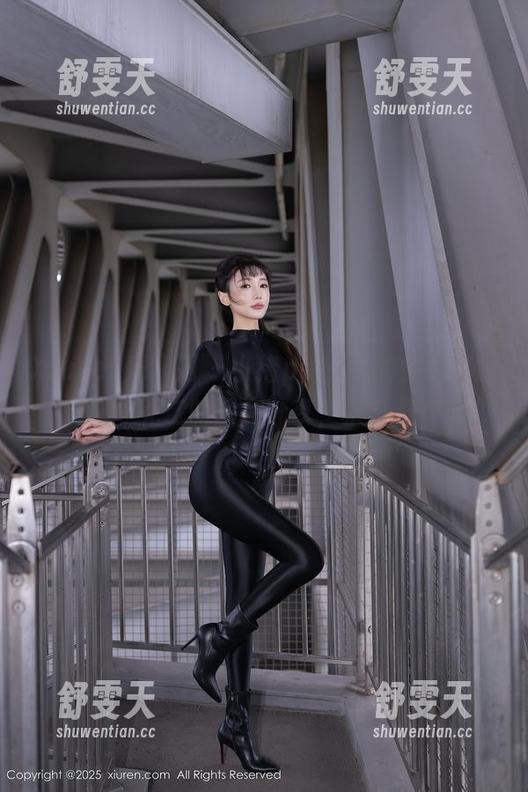 Xiuren秀人网 - 小猪peggy的女孩宇宙：独一无二的图库分享，快来探索！