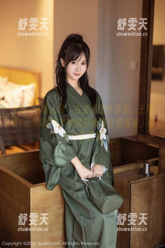 Xiuren秀人网-王馨瑶Yanni Xiuren秀人网 - 在空姐的世界里,王馨瑶Yanni的写真如同壁纸般轻柔温和,仿佛想要拥抱