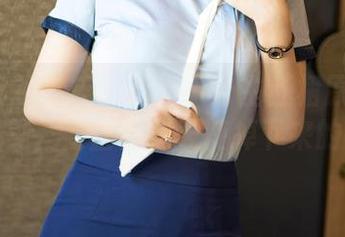 YouMi尤蜜荟 – 心妍小公主红裙原图：光线太美，简直像是天使掉下来的布料