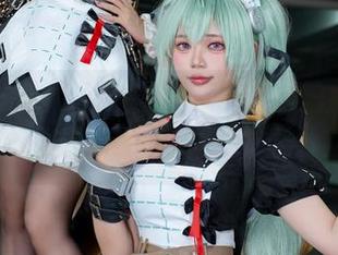 艾莉丝（Elesa）她的美图会让你怀疑人生，ZinieQ真的是个天才！