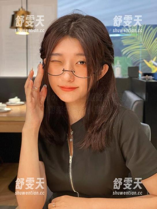 看，这就是roroki骷髅姬的粉色私房原图：阴森中带点小甜蜜！