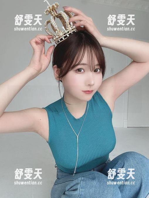 けん研的吊带美图分享：每一张都是一场视觉的狂欢！