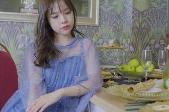 丽柜 – 女友凉儿的私房纷呈：每一帧都是心动的秘密