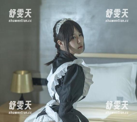 巧妙搭配！最新今汐OL制服原图，尽在细节之间。