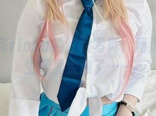 冲田凛花rinka的红裙写真：网盘里搬到生活里太难了……