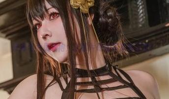 咔喵与大凤旗袍：让图片唱响写真的狂欢！