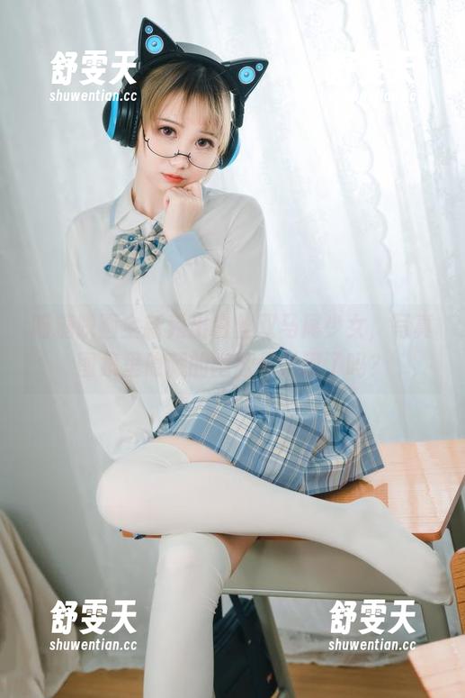 喵糖映画全新秀出白丝双马尾少女，写真图集里隐藏的幽默你发现了吗？