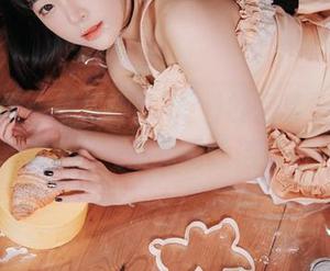 生日特供：姜仁卿(강인경)的写真原图，撩人的气质真是没话说