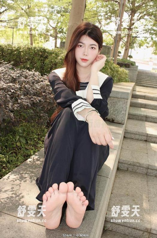 小众视觉 - 小琳儿和服背后：无圣光的故事，原图请自行脑补！