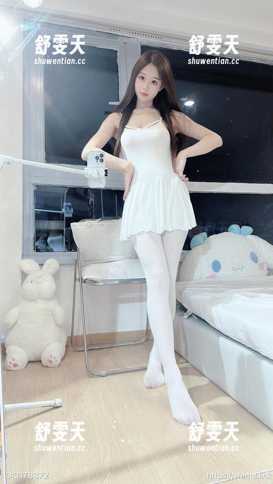 微密圈 - 小萌子的旅拍秘籍：图包下载，打包那份轻松自在的气息！