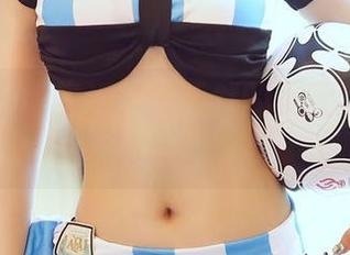 尤蜜荟 – 别靠近！黄乐然的美腿图包可能会让你产生幻想！