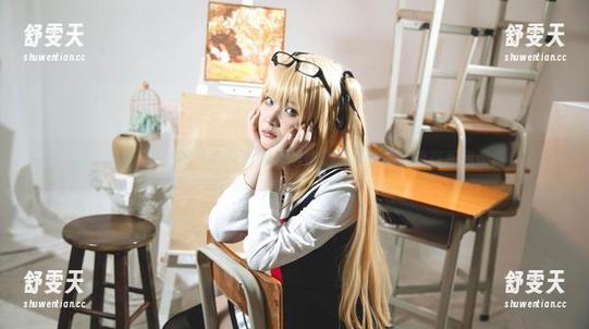 在屿鱼的无圣光图集中，制服显得如此娇羞，简直像在和我调情！