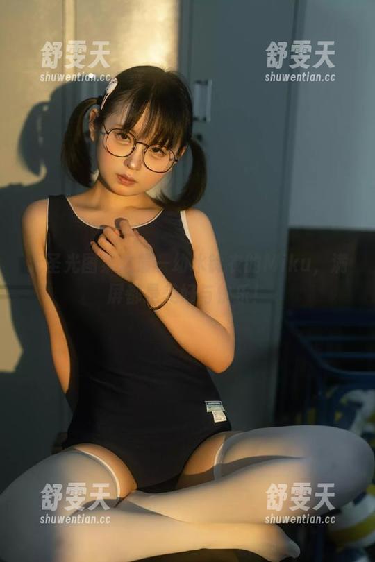 无圣光图集之最—幼水铃衣的Miku，满屏都是美好与快乐！