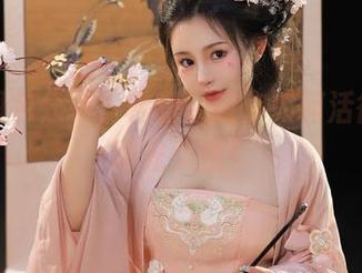 短裙图包分享，桃暖酱教你如何活得像个阳光女孩！