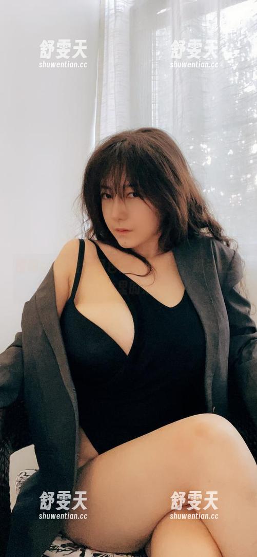 樱晚gigi最新图包：泡泡舞会，跳动在苏打水里的浪漫