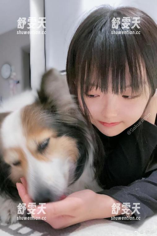 樱群睡衣狂欢：免费套图，带你一起醉心！