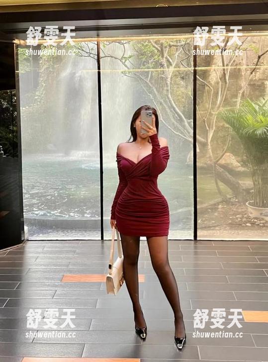 洁己u 微密圈 - 探秘洁己u的超细连体衣!福利放送,图集让你眼前一亮!