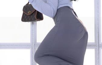 从未见过的洛璃LoLiSAMA少女美图，仿佛空气都变得甜腻了。
