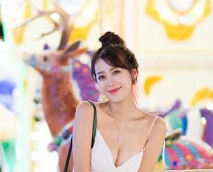 爱蜜社 – Flower朱可儿带你入内，最新图集更新——秘而不宣的秘书游戏