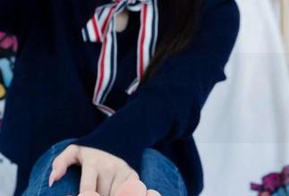 物恋传媒 – 小茶的连体衣私拍：一套图看完，你不会怀疑这就是生活的美好！