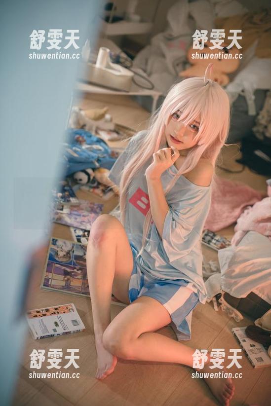 神沢永莉的半双马尾体操服大腿袜合集：嗨，谁说袜子不能有故事？