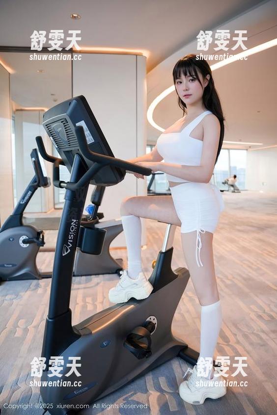 秀人网 - 双马尾魔力：林乐一的免费写真资源，你绝对不想错过！