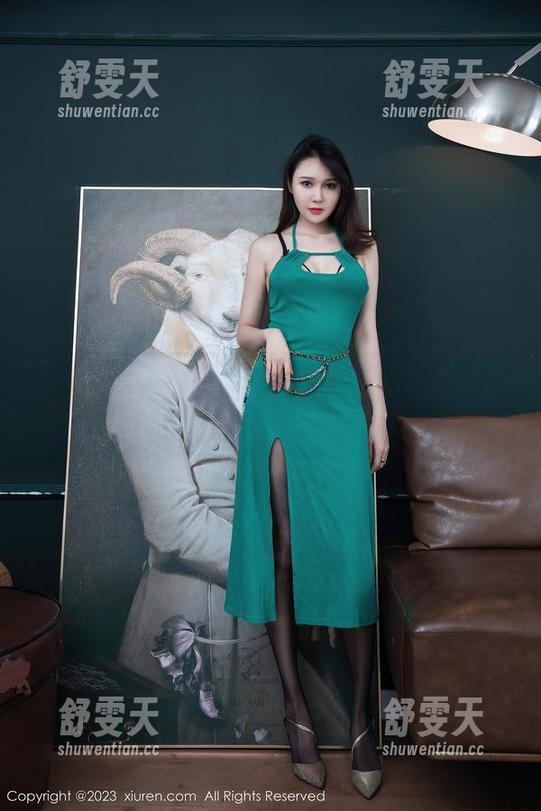 秀人网 - 图片里的林文文yooki：体操服不仅是运动的代名词，更是风格的象征