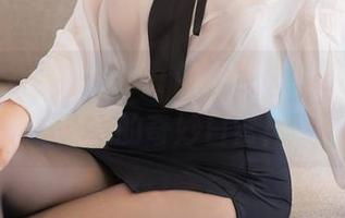 秀人网 – 潘琳琳ber的女孩写真图包，开启你的奇妙日常！