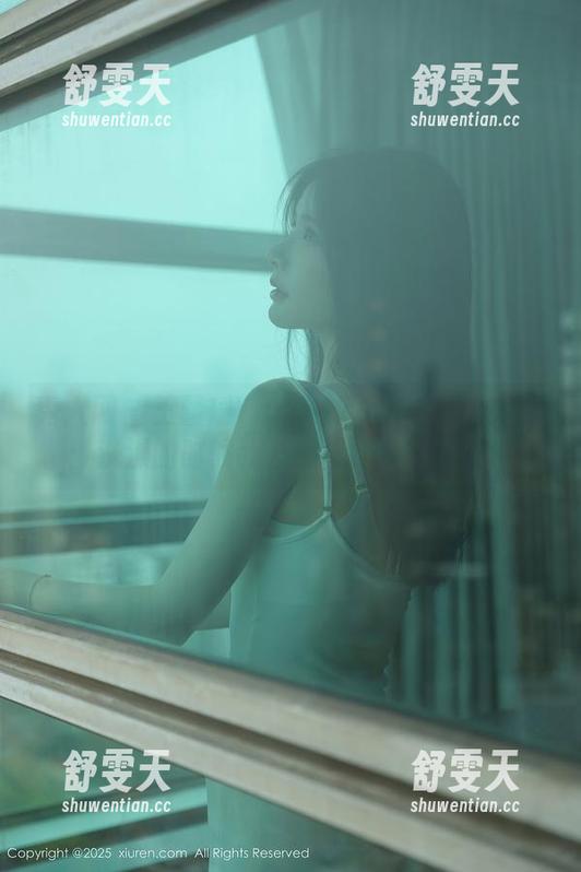 秀人网-王馨瑶Yanni 秀人网 - 王馨瑶Yanni的女友私拍大揭秘:洗澡的时候我差点碰到她的衣服…