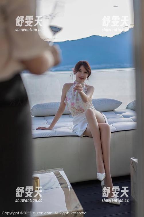 秀人网 - 甜妮少女特辑：无可挑剔的精选作品，甜得发腻！