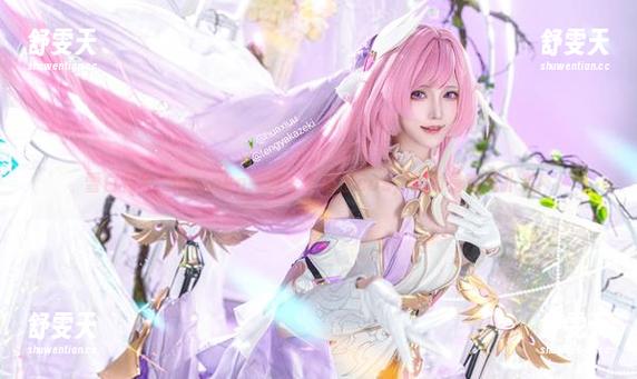 雪白花兮_honoka：当冬雪遇上cos，绝对是香气扑鼻！
