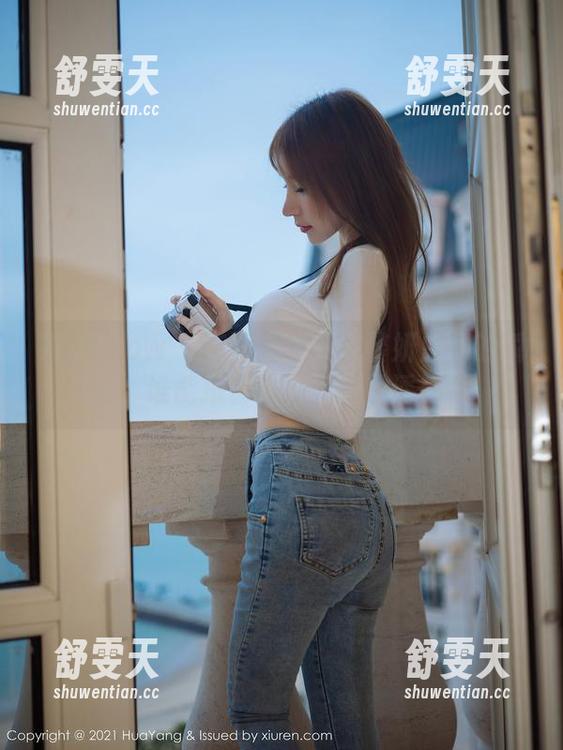 花漾show - 美图上线！余馨妍白裙的瞬间，谁能抵御这种风格的诱惑？