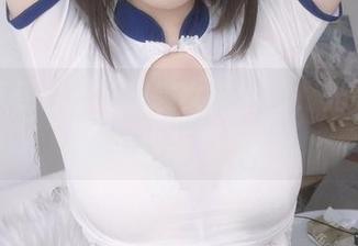免费享受！蜜汁猫裘女警套图，光影中的坚韧与温柔